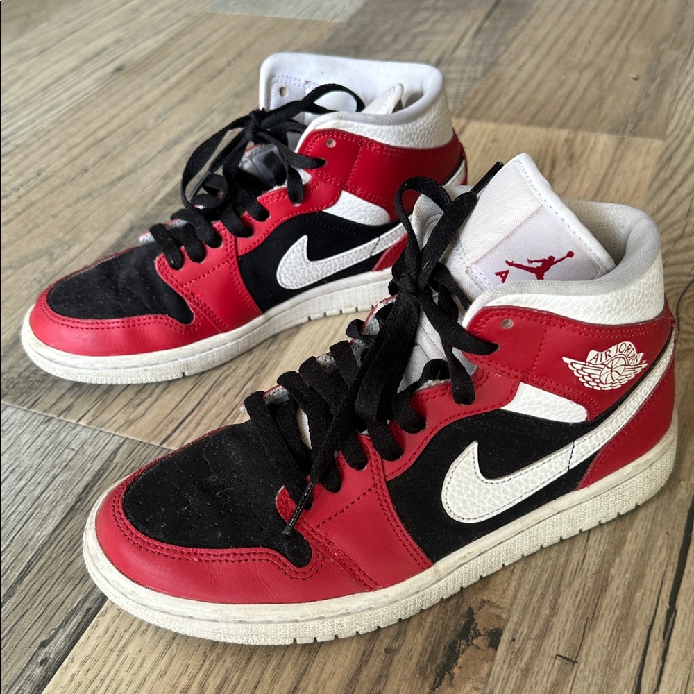 Nike Jordans Red & Black High-Top Sneakers Size 7